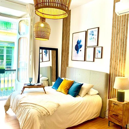 Calderon III Deluxe Central Sinesedesignhomes Малага Екстер'єр фото