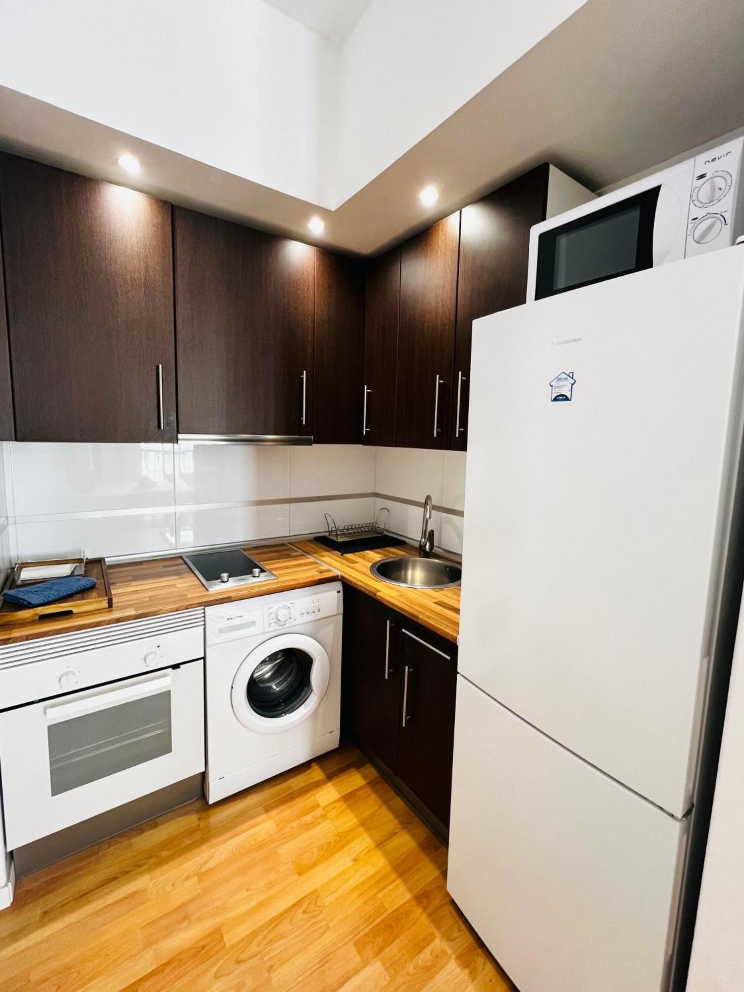 Calderon III Deluxe Central Sinesedesignhomes Малага Екстер'єр фото